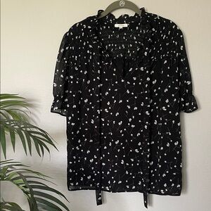 Pleione Black and White Floral Blouse